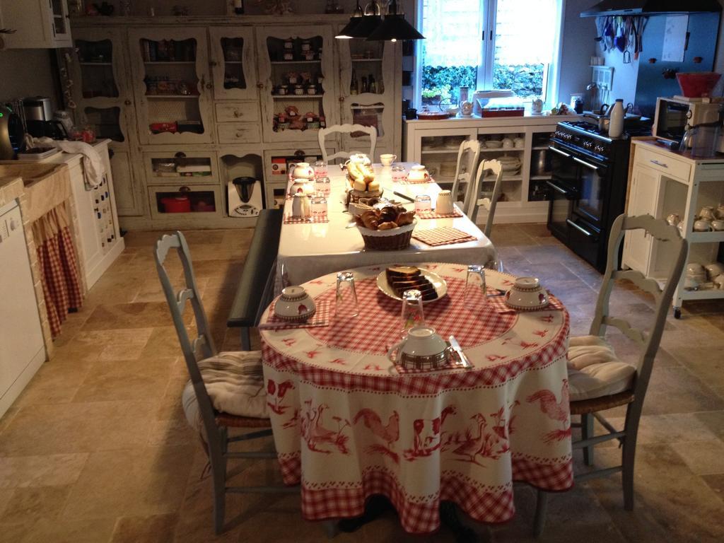 Mas De Peycavier Bed & Breakfast