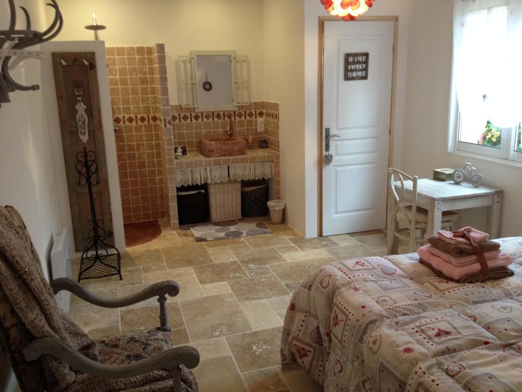 Bed & Breakfast Mas De Peycavier 3*