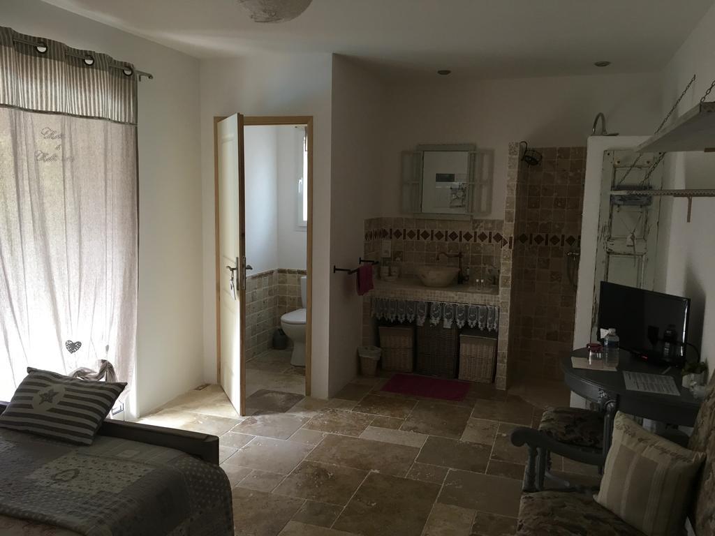 Mas De Peycavier Bed & Breakfast 3*