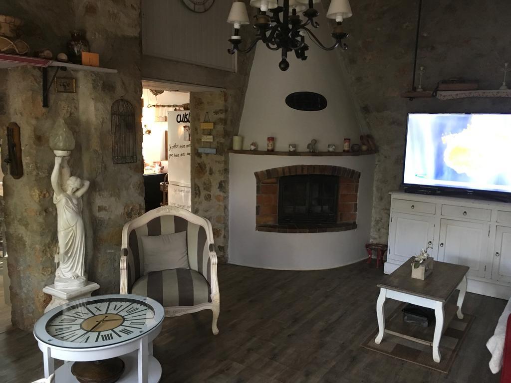 Bed & Breakfast Mas De Peycavier 3*